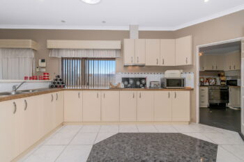 Listing image for 1 Pitkin Lane, Canning Vale  WA  6155