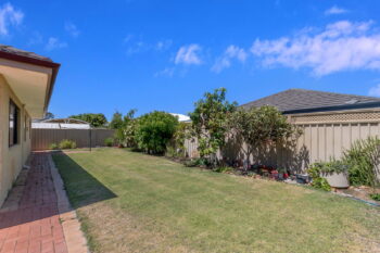 Listing image for 11 Hockley Loop, Canning Vale  WA  6155