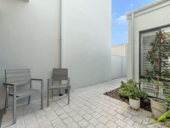 Listing image for 5 Catseye Walk, Treeby  WA  6164