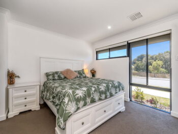Listing image for 25 Homebush Way, Harrisdale  WA  6112