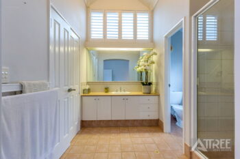 Listing image for 23 Chatsworth Gate, Canning Vale  WA  6155