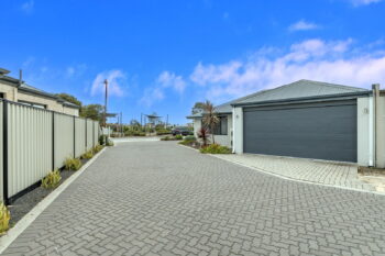 Listing image for 1/50 Middle Parkway, Canning Vale  WA  6155