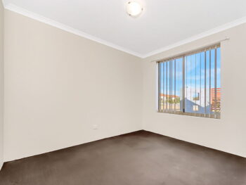 Listing image for 1/35 Barfield Road, Hammond Park  WA  6164