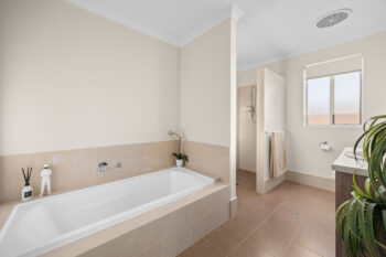 Listing image for 37 Oakwell Street, Baldivis  WA  6171