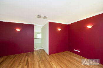 Listing image for 6 Waterlily Close, Huntingdale  WA  6110