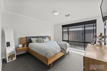 Listing image for 19 Melbourne Loop, Hammond Park  WA  6164