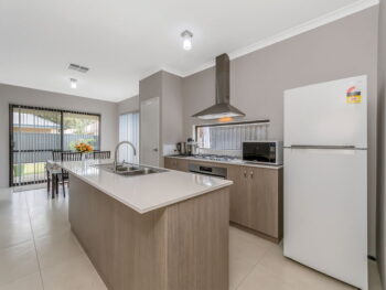 Listing image for 82 Markwell Avenue, Haynes  WA  6112