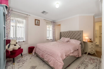 Listing image for 142 Lakeside Drive, Helena Valley  WA  6056