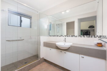 Listing image for 11 Regatta Boulevard, Champion Lakes  WA  6111