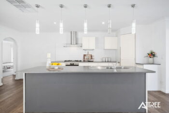 Listing image for 4 Ferntree Close, Thornlie  WA  6108