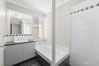 Listing image for 17 Carnation Street, Canning Vale  WA  6155