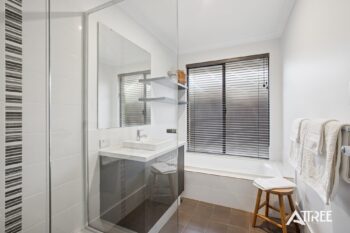 Listing image for 11 Holywell Street, Piara Waters  WA  6112