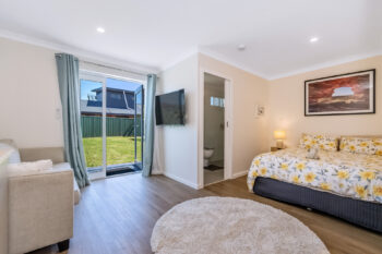 Listing image for 1 Paulik Way, Hamilton Hill  WA  6163