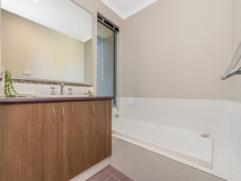 Listing image for 7 Morville Pass, Canning Vale  WA  6155