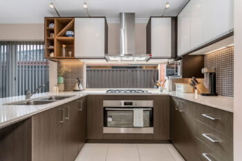 Listing image for 7 Bauxite Road, Treeby  WA  6164