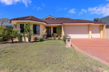 Listing image for 11 Hockley Loop, Canning Vale  WA  6155