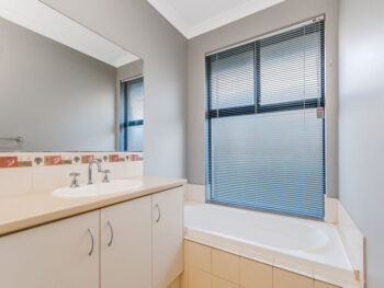 Listing image for 8 Peaceful Vista, Harrisdale  WA  6112