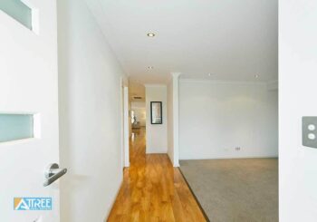 Listing image for 44 Middle Parkway, Canning Vale  WA  6155