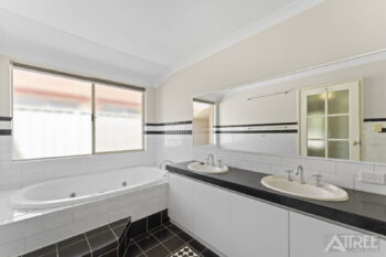 Listing image for 12 Solway Green, Canning Vale  WA  6155