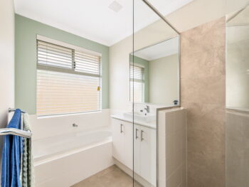 Listing image for 6 Culture Link, Piara Waters  WA  6112