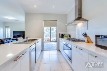 Listing image for 15 Gleeson Way, Harrisdale  WA  6112