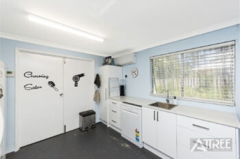 Listing image for 33 Crufts Way, Canning Vale  WA  6155