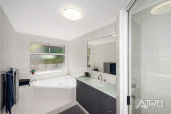 Listing image for 15 Ridgehaven Court, Canning Vale  WA  6155