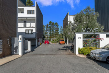 Listing image for 4/59 Breaksea Drive, North Coogee  WA  6163