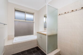 Listing image for 6 Grandis Bend, Southern River  WA  6110