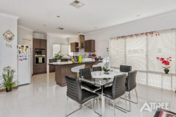 Listing image for 11 Churchill Green, Canning Vale  WA  6155