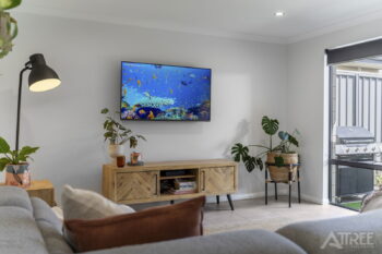 Listing image for 19 Melbourne Loop, Hammond Park  WA  6164