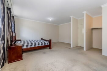 Listing image for 11 Basil Loop, Treeby  WA  6164