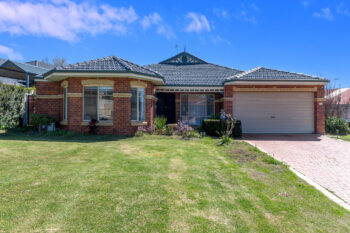 Listing image for 142 Lakeside Drive, Helena Valley  WA  6056