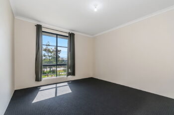 Listing image for 11 Basil Loop, Treeby  WA  6164