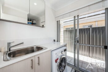 Listing image for 17 Liscombe Crescent, Harrisdale  WA  6112