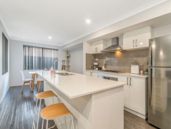 Listing image for 8 Boranup Rise, Piara Waters  WA  6112