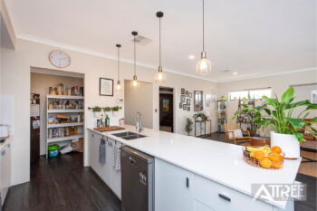 Listing image for 29 Nesbit Drive, Haynes  WA  6112