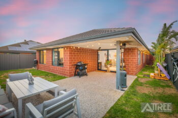 Listing image for 9 Glenora Way, Harrisdale  WA  6112