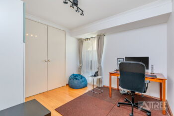 Listing image for 6 Camelot Court, Thornlie  WA  6108