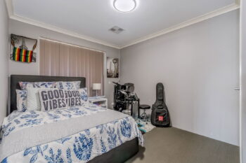 Listing image for 8 Nesbit Drive, Haynes  WA  6112