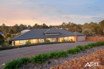 Listing image for 11 Grieve Way, Bedfordale  WA  6112