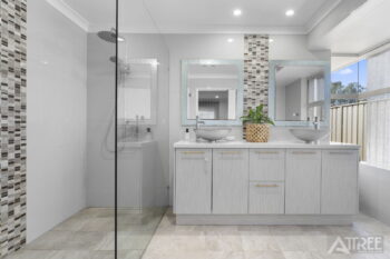 Listing image for 21 Lucas Loop, Canning Vale  WA  6155