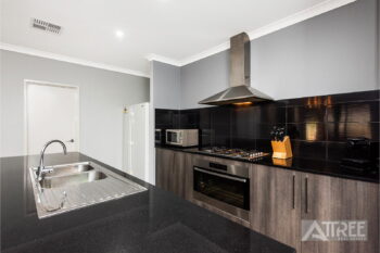 Listing image for 6 Caldwell Parkway, Haynes  WA  6112