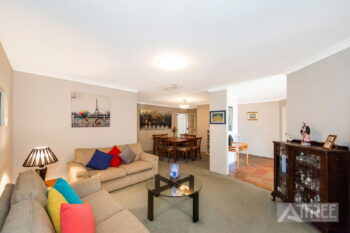 Listing image for 11 The Crest, Canning Vale  WA  6155
