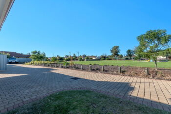 Listing image for 2/35 Grundy Way, Thornlie  WA  6108