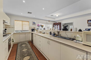 Listing image for 35 Carlton Loop, Canning Vale  WA  6155