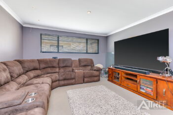 Listing image for 10 Cornforth Way, Piara Waters  WA  6112