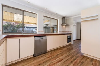 Listing image for 7 Riverside Lane, Seville Grove  WA  6112