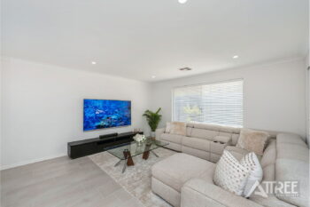 Listing image for 17 Liscombe Crescent, Harrisdale  WA  6112