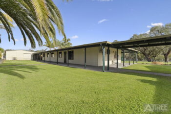 Listing image for 40 Springfields Close, Banjup  WA  6164